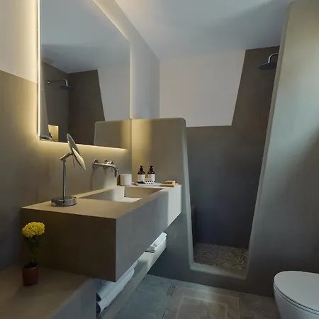 Amorgina Hotel 4*